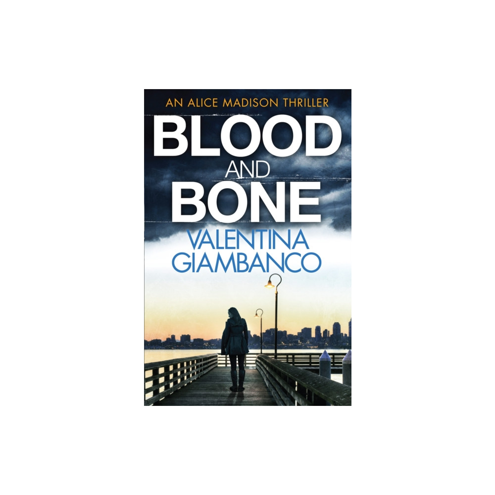 Produktbild för Blood and Bone (häftad, eng)