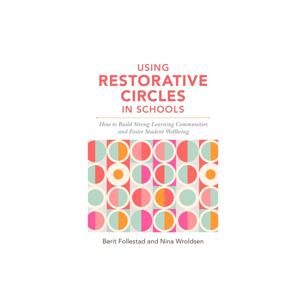 Produktbild för Using Restorative Circles in Schools (häftad, eng)