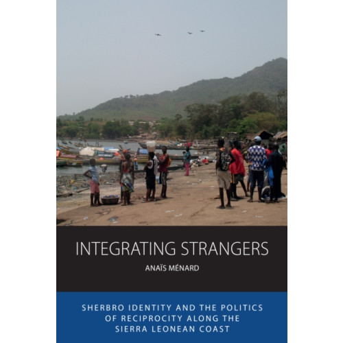 Berghahn Books Integrating Strangers (inbunden, eng)