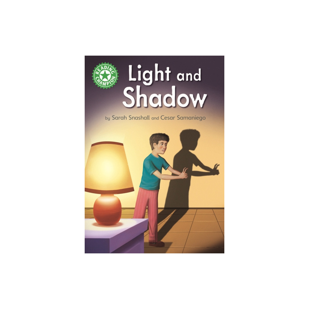 Produktbild för Reading Champion: Light and Shadow (häftad, eng)