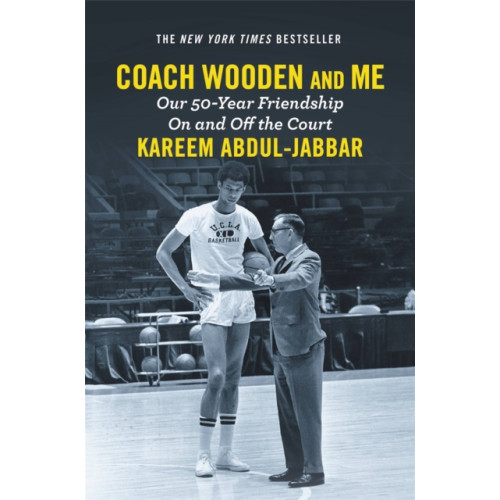 Grand Central Publishing Coach Wooden and Me (häftad, eng)