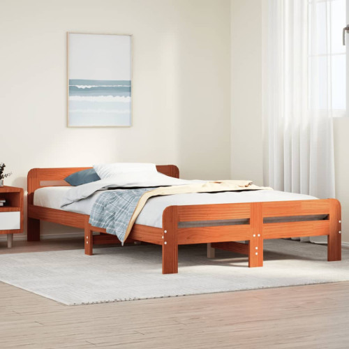 vidaXL Sängram utan madrass vaxbrun 135x190 cm massiv furu