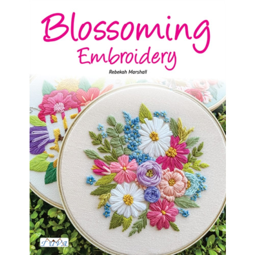 Tuva Publishing Blossoming Embroidery (häftad, eng)