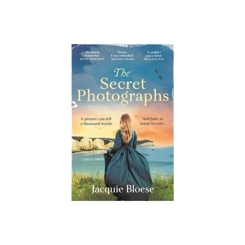 Produktbild för The Secret Photographs (häftad, eng)