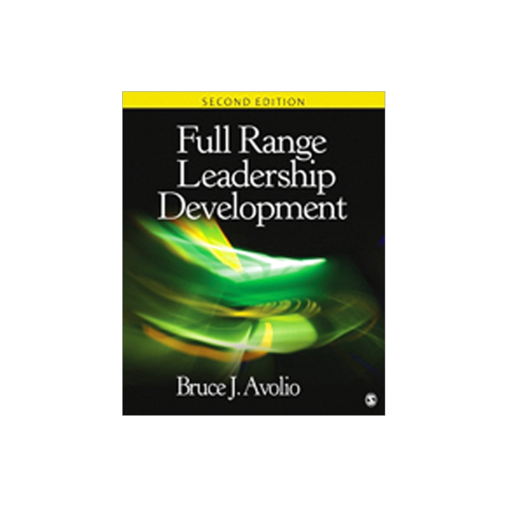 Produktbild för Full Range Leadership Development (häftad, eng)