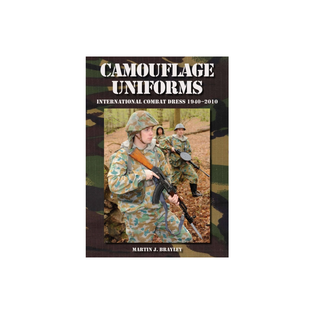 Produktbild för Camouflage Uniforms (inbunden, eng)