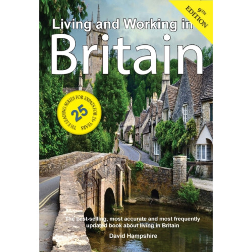 City Books Living and Working in Britain (häftad, eng)