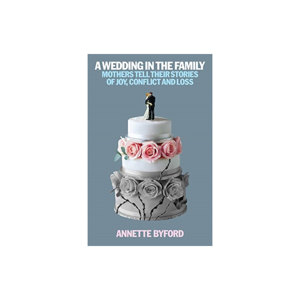 Produktbild för A Wedding in the Family (häftad, eng)