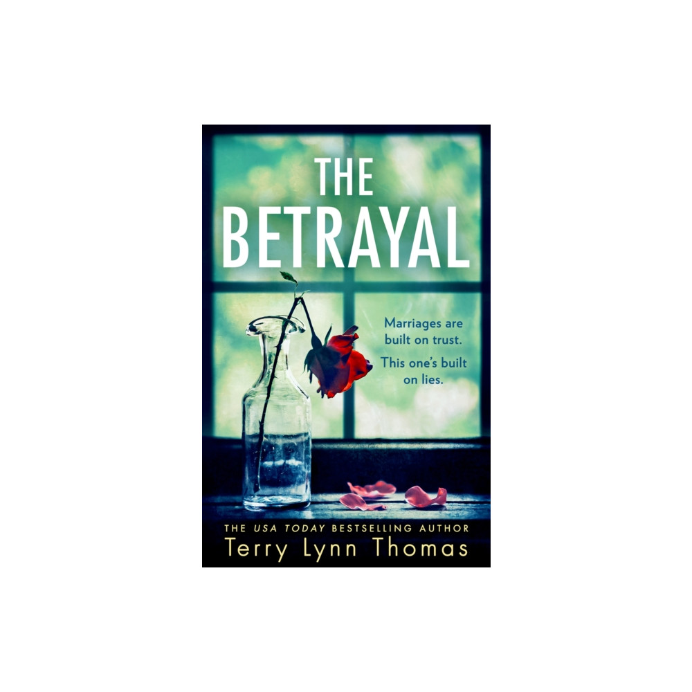 Produktbild för The Betrayal (häftad, eng)