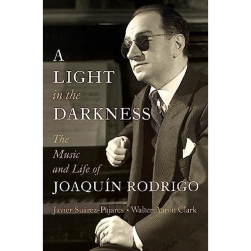 WW Norton & Co A Light in the Darkness (inbunden, eng)