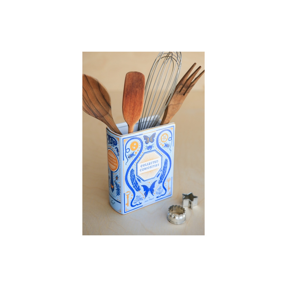 Produktbild för Bibliophile Ceramic Vase: Collected Curiosities illustrated by Jane Mount