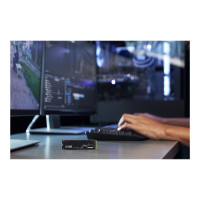 Produktbild för Kingston KC3000 - SSD - 2048 GB - PCIe 4.0 (NVMe)