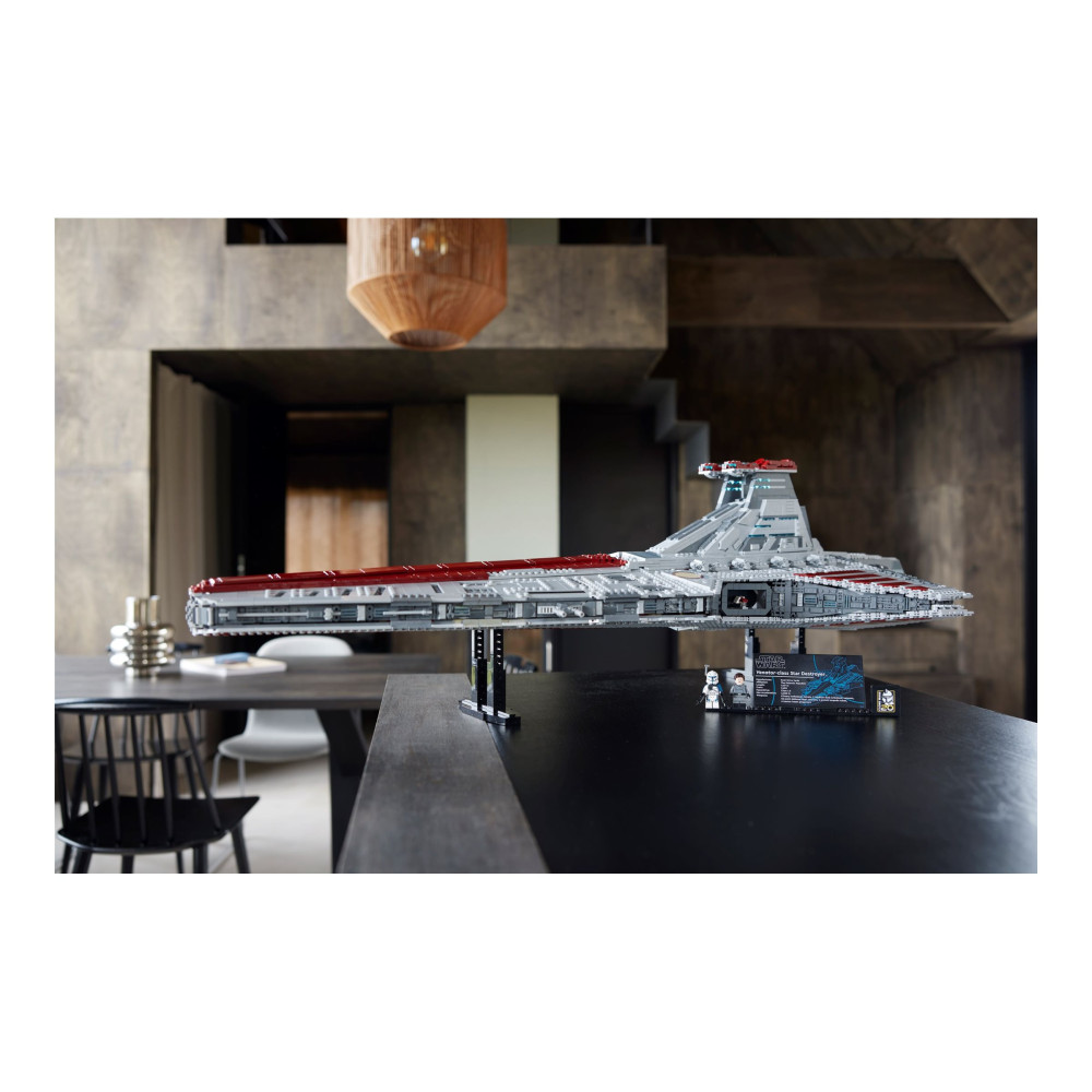 Produktbild för LEGO Star Wars 75367 - Venator-klassens republikanska attackkryssare - byggsats