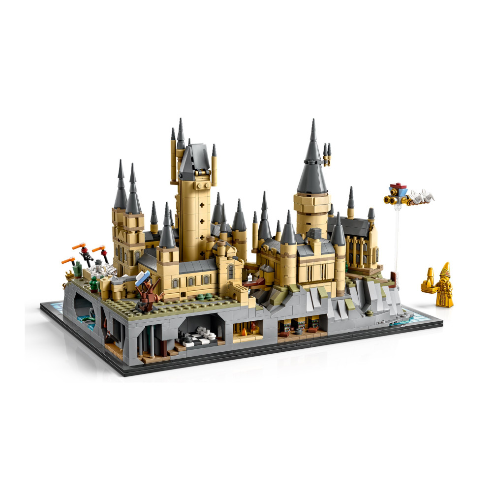 Produktbild för LEGO Harry Potter 76419 - Hogwarts Castle and Grounds - byggsats