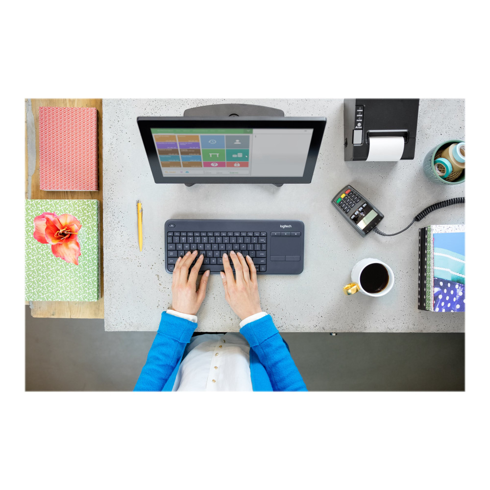 Produktbild för Logitech Wireless Touch Keyboard K400 Plus - tangentbord - QWERTY - USA, internationellt - svart Inmatningsenhet
