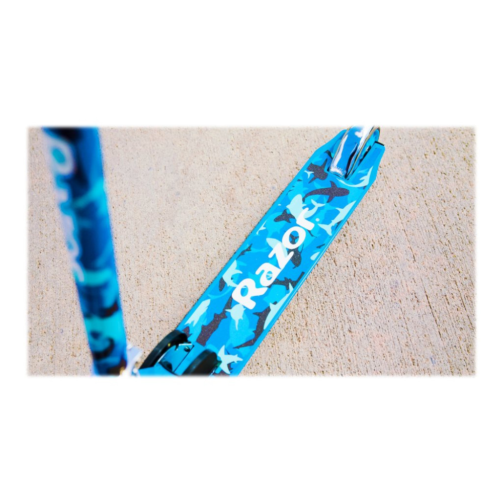 Produktbild för Razor A Special Edition Shark Camo - kickscooter