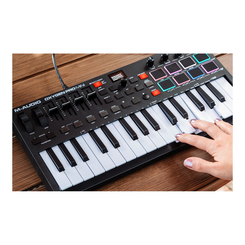 Produktbild för M-Audio Oxygen Pro Mini - MIDI kontroller