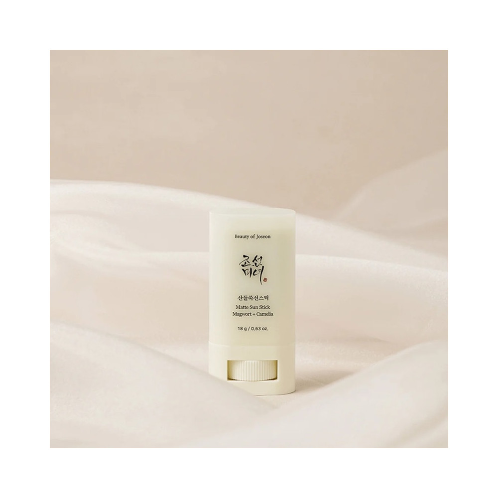 Produktbild för Matte Sun Stick Mugwort + Camelia SPF50 18g