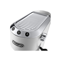 Produktbild för De'Longhi DEDICA EC 685.W - kaffemaskin med mjölkskummare - 15 bar - vit