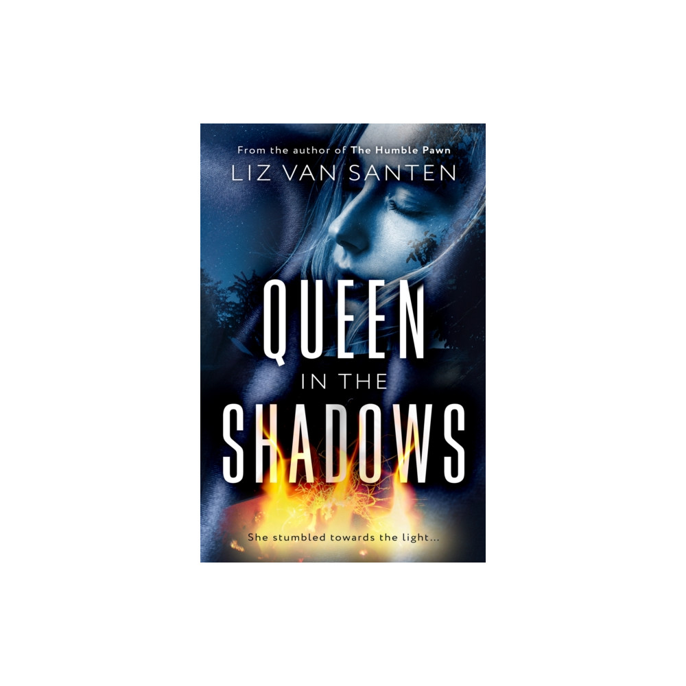 Produktbild för Queen in the Shadows (häftad, eng)