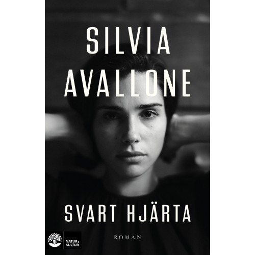 Silvia Avallone Svart hjärta (inbunden)