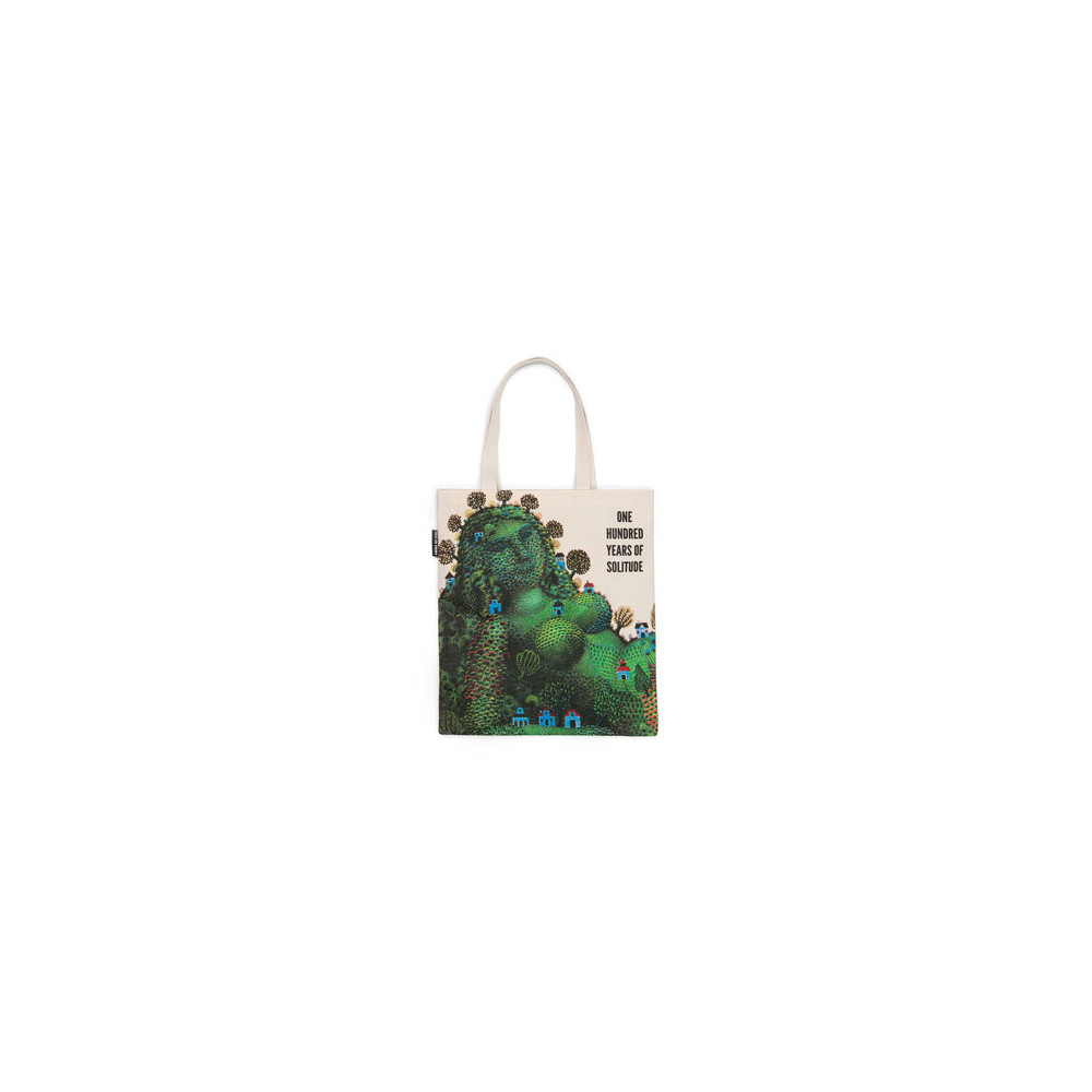 Produktbild för One Hundred Years of Solitude Tote Bag