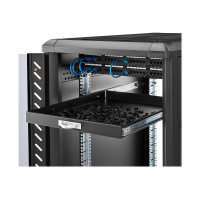 Produktbild för StarTech.com 1U Sliding Server Rack Mount Keyboard Shelf Tray - 55lbs - 22" Deep Steel Pull Out Drawer for 19" AV, Network Equipment Rack (SLIDESHELFD) - tangentbordshylla för rack
