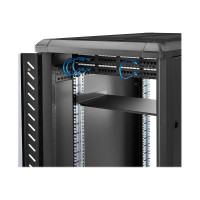 Produktbild för StarTech.com 1U Fast serverhylla med rackfäste - 25 cm djupt universellt, fribärande fack i stål för 19-tums AV/nätverksutrustningsrack och skåp - Kraftigt stål - Viktkapacitet 20 kg, svart - hylla för rack - 1U
