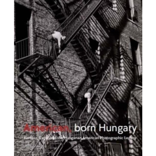 Yale university press American, Born Hungary (inbunden, eng)
