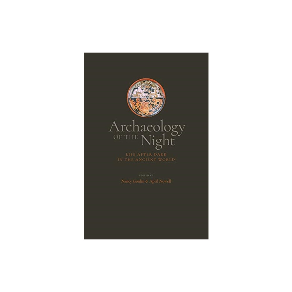 Produktbild för Archaeology of the Night (häftad, eng)
