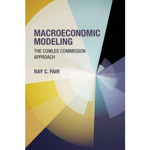 Mit press ltd Macroeconomic Modeling (häftad, eng)
