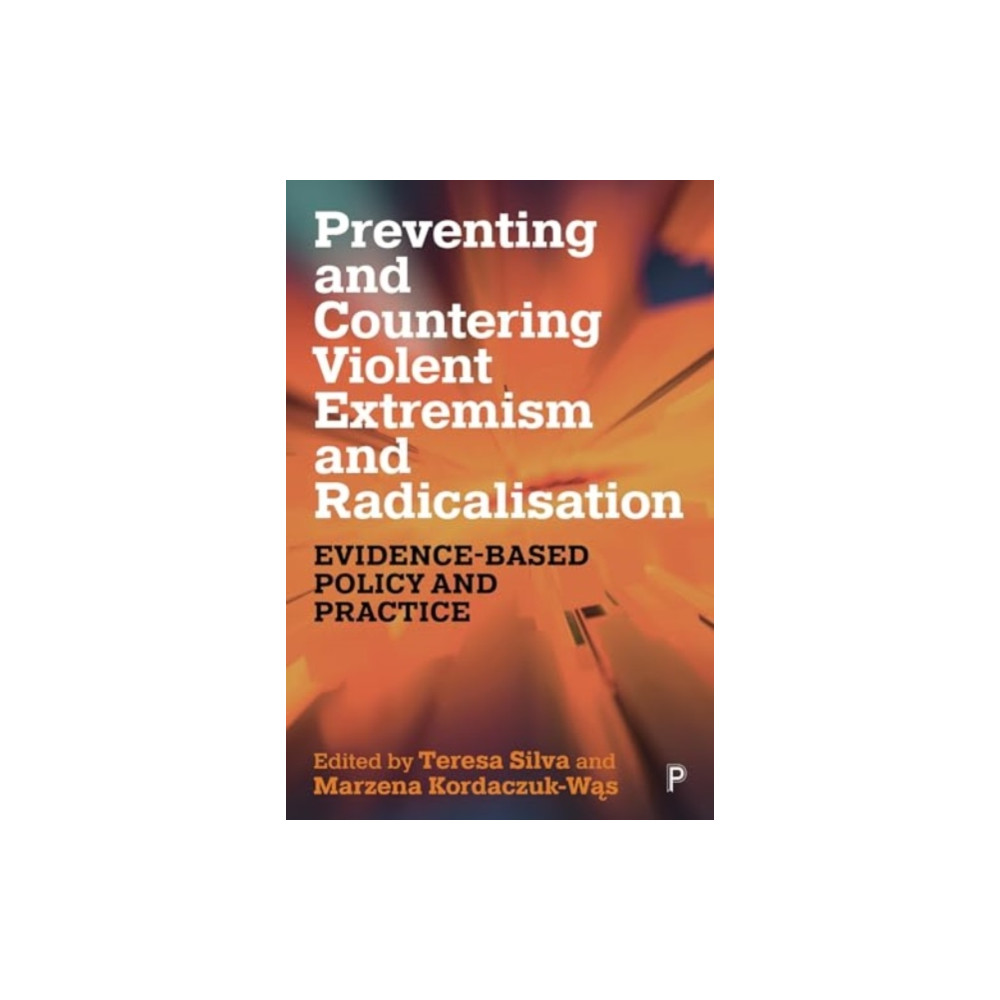 Produktbild för Preventing and Countering Violent Extremism and Radicalisation (häftad, eng)