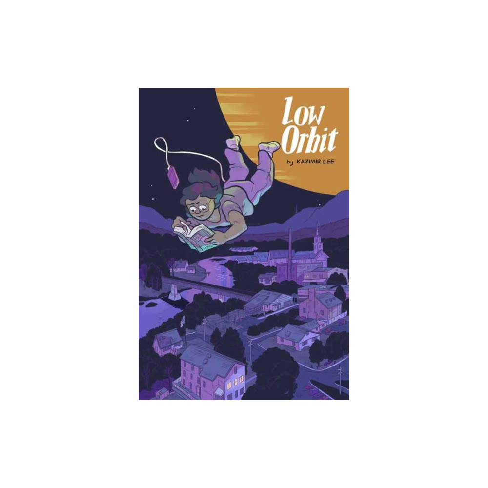 Produktbild för Low Orbit (häftad, eng)