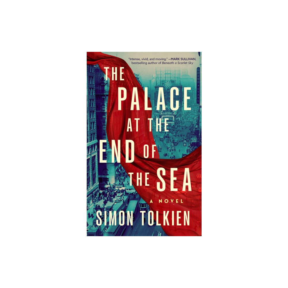 Produktbild för The Palace at the End of the Sea (häftad, eng)