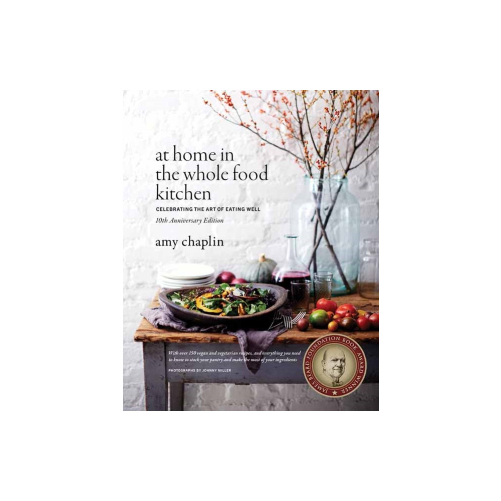 Produktbild för At Home in the Whole Food Kitchen (inbunden, eng)