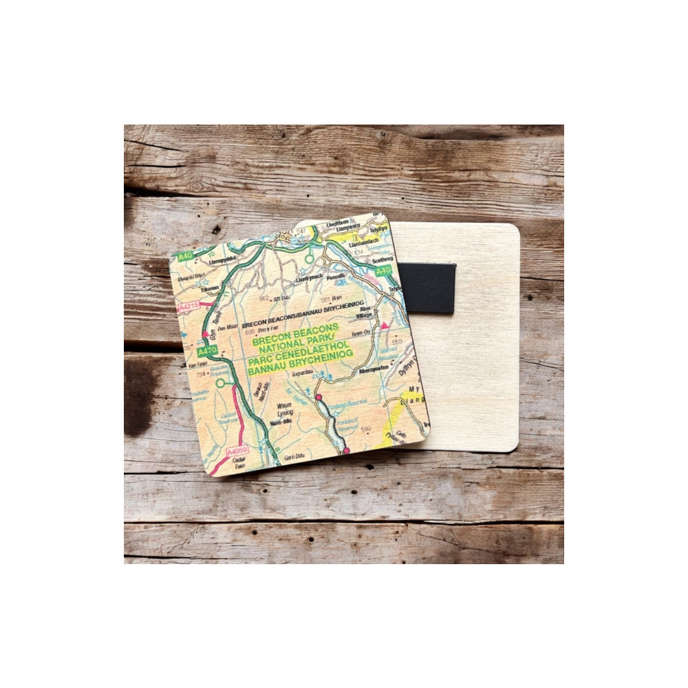 Produktbild för OS Map Wooden Square Magnet - Brecon Beacons National Park