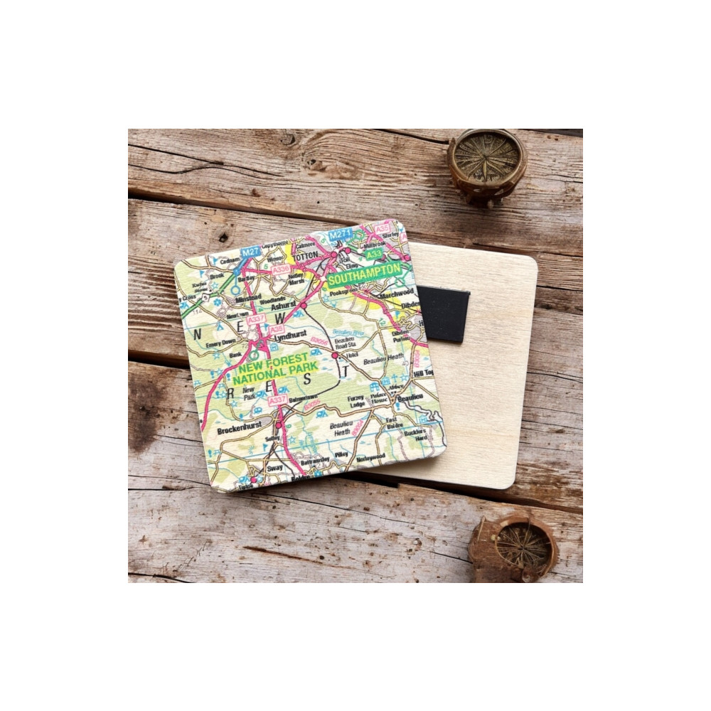 Produktbild för OS Map Wooden Square Magnet - New Forest National Park