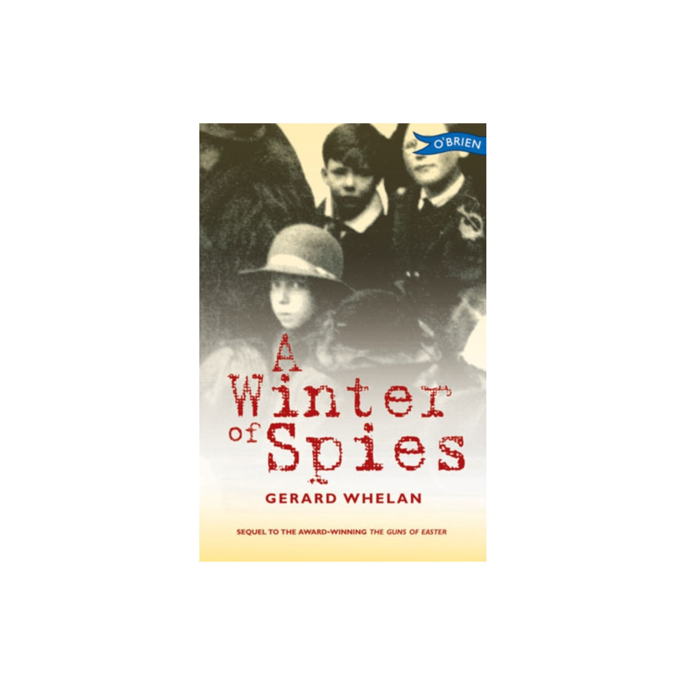 Produktbild för A Winter of Spies (häftad, eng)