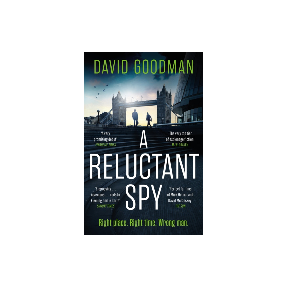 Produktbild för A Reluctant Spy (häftad, eng)