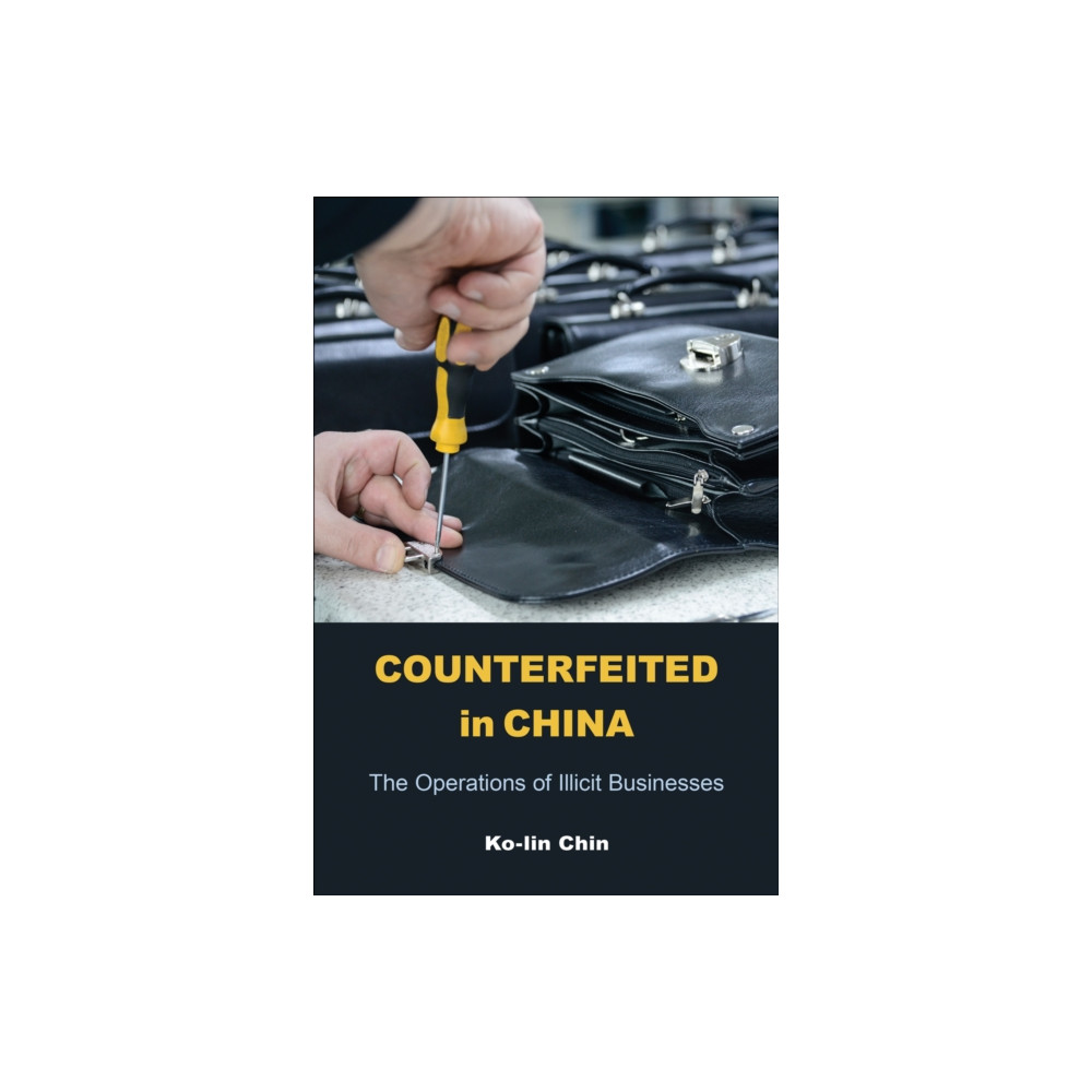 Produktbild för Counterfeited in China (häftad, eng)