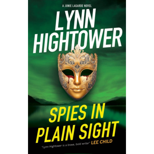 Canongate Books Spies in Plain Sight (inbunden, eng)