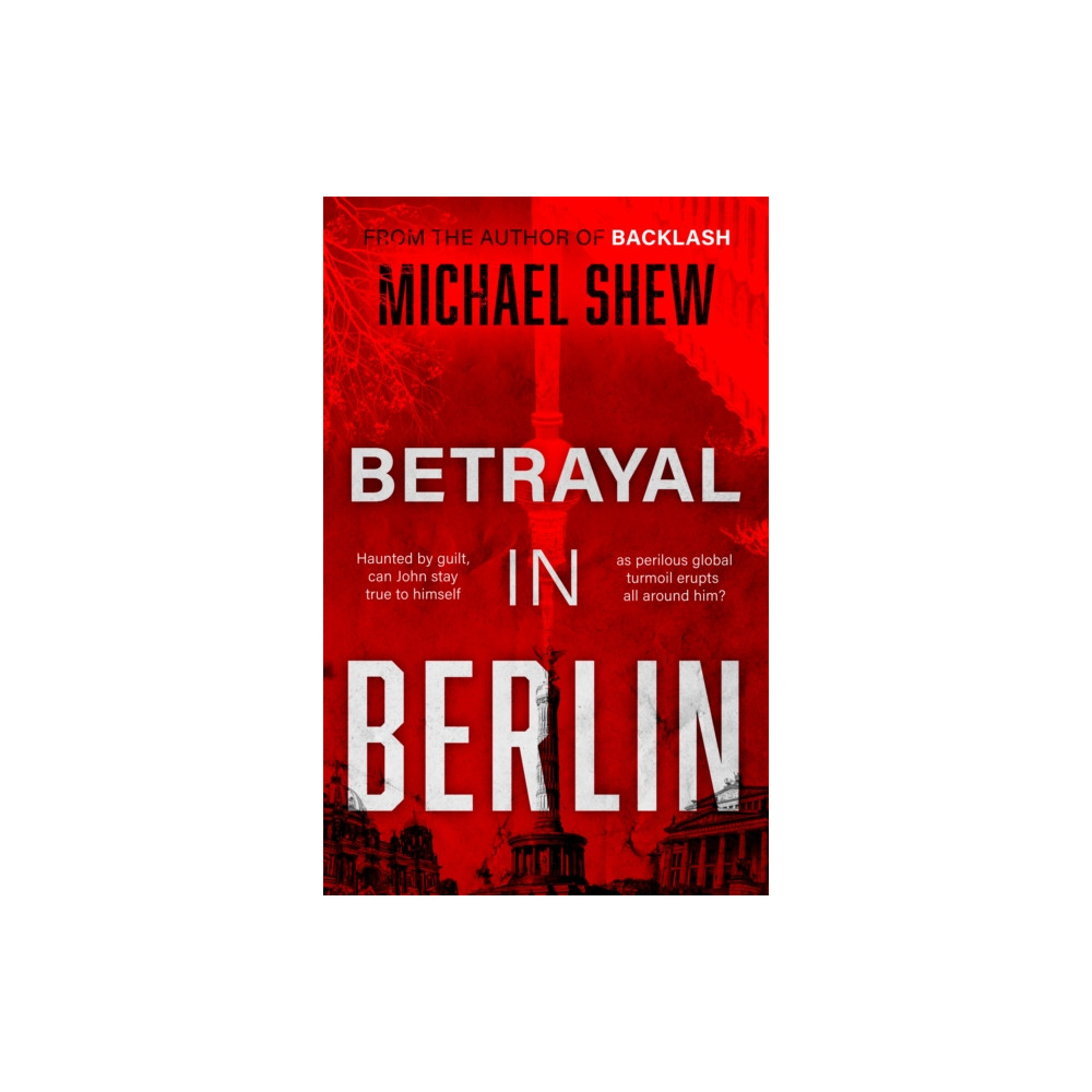Produktbild för Betrayal in Berlin (häftad, eng)
