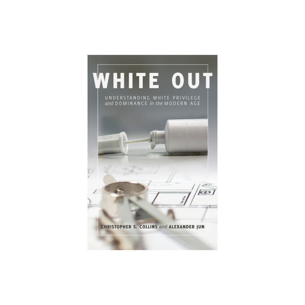 Produktbild för White Out (häftad, eng)