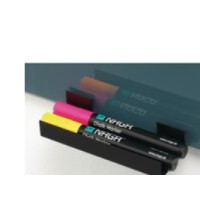Produktbild för Penneholder i sort metal 13x5,8x2,5 cm sort