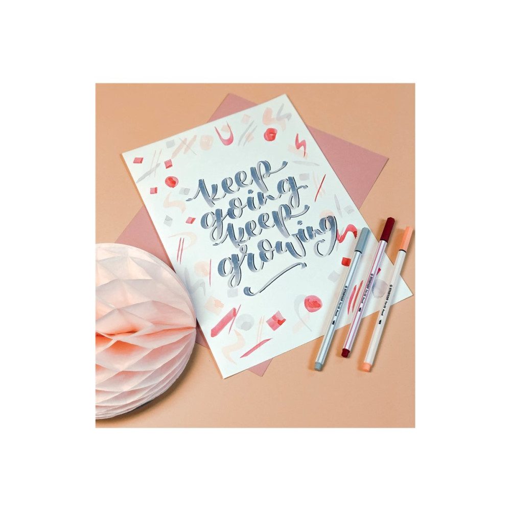 Produktbild för STABILO Pen 68 Brush ARTY - fiberspetspenna - blå, blågrön, brun, mörkröd, gul, yellow red, grön jord, grön, ljusblå, ljusgrön, ljusröd, lövgrön, mörklila, medium gray, ocher dark, orange, plommon, pistasch, preussiskt blå, karmosinröd, rosa, roströd, ler
