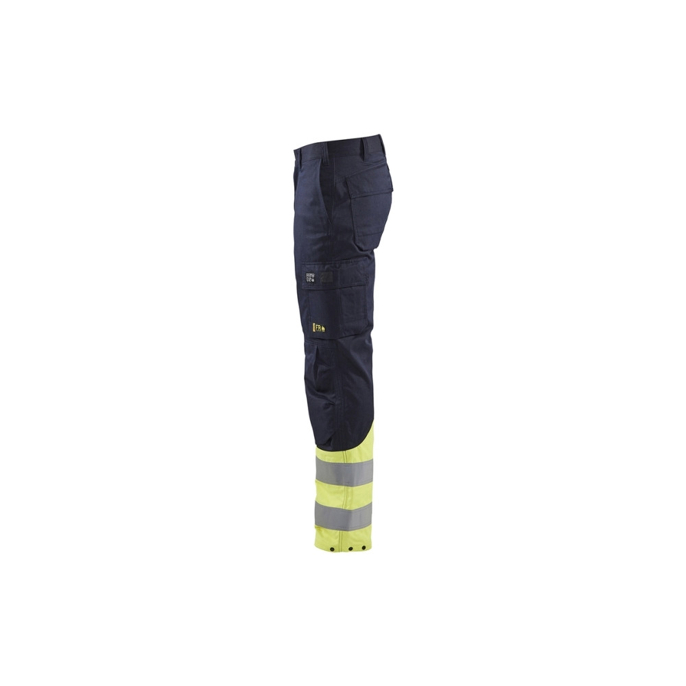 Produktbild för Hållare/Dispenser för handdukar Katrin 82209 Centerfeed vit...