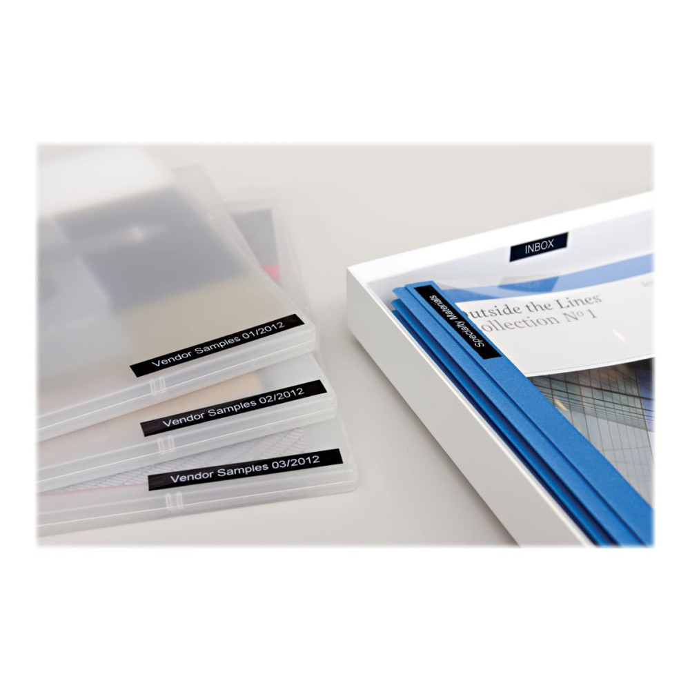 Produktbild för DYMO LabelMANAGER 210D Kit - etikettskrivare - svartvit - termisk överföring