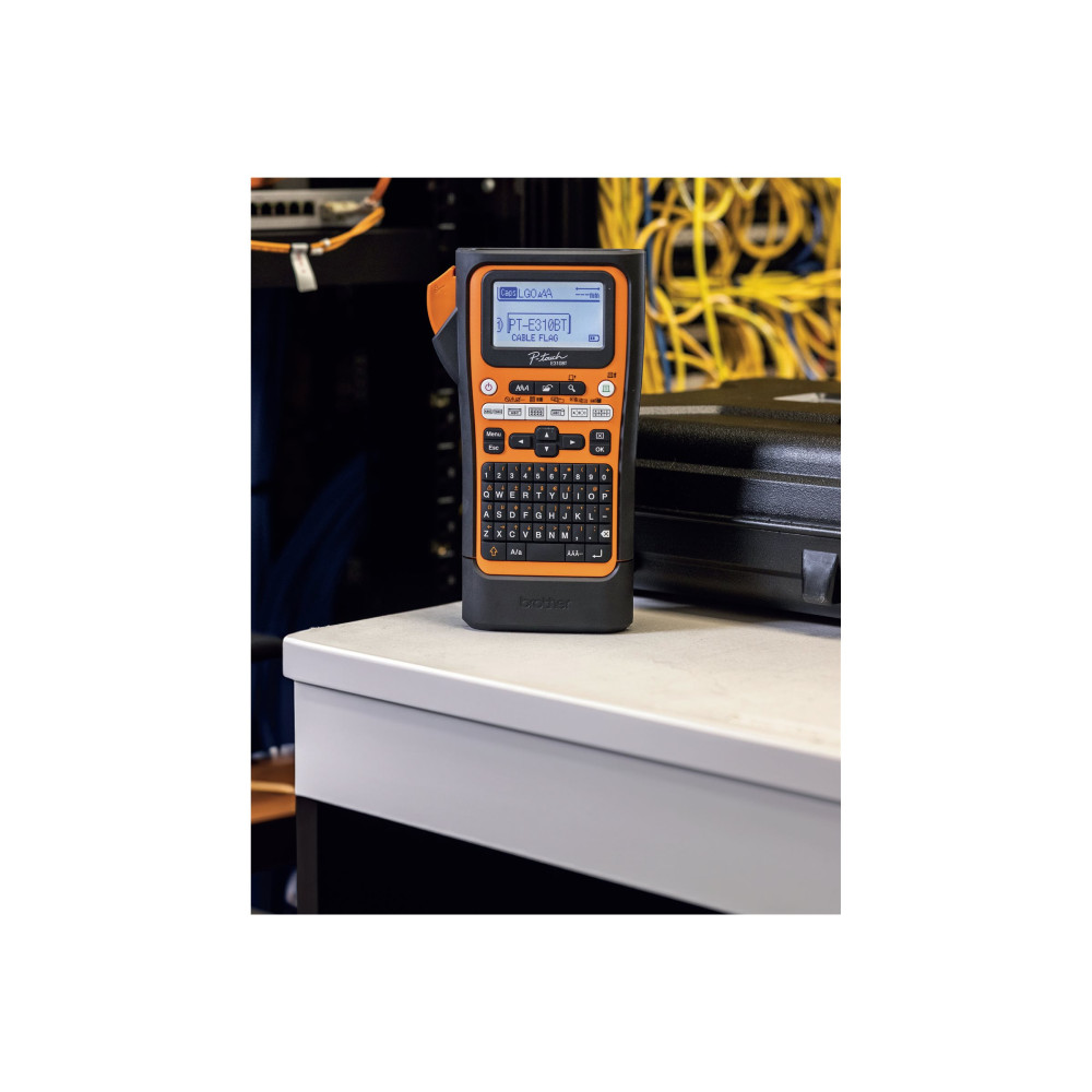 Produktbild för Brother P-Touch PT-E310BTVP - etikettskrivare - svartvit - termisk överföring