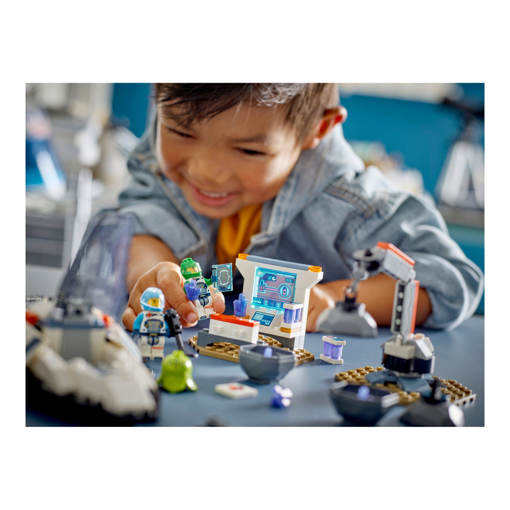 Produktbild för LEGO City - Rymdskepp och asteroid upptäckte - byggsats