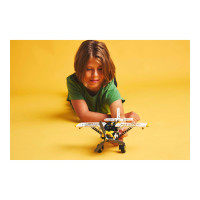 Produktbild för LEGO Technic 42198 - Bushplan - byggsats